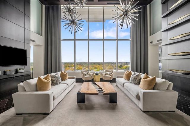 855 Peachtree Street NE 2804, Atlanta, GA 30308