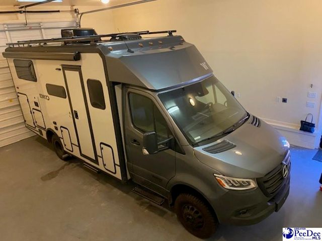 2028 Damon Dr, Florence, SC 29505