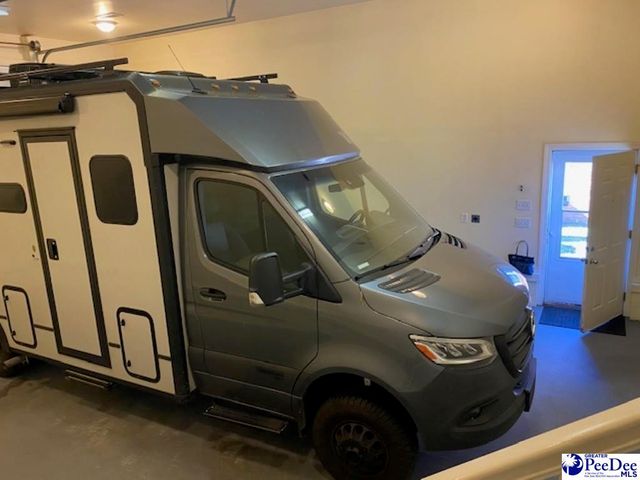 2028 Damon Dr, Florence, SC 29505