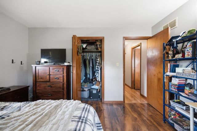 404 Holland Drive, Trenton, OH 45067