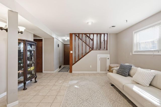 404 Holland Drive, Trenton, OH 45067