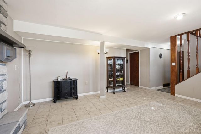 404 Holland Drive, Trenton, OH 45067