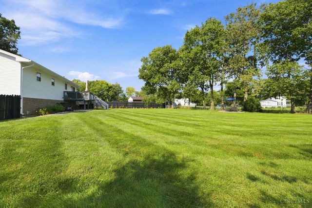 404 Holland Drive, Trenton, OH 45067