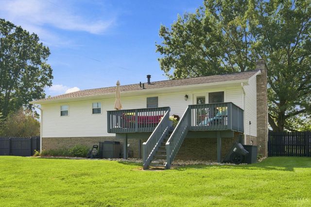 404 Holland Drive, Trenton, OH 45067
