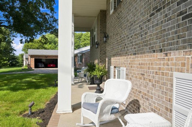 404 Holland Drive, Trenton, OH 45067