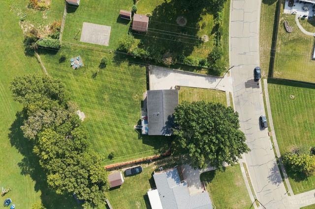 404 Holland Drive, Trenton, OH 45067