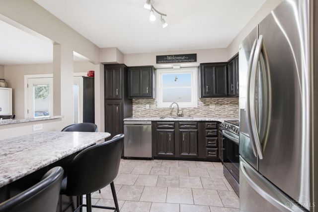 404 Holland Drive, Trenton, OH 45067