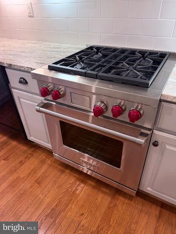 1241 CARNIGAN CT, Ambler, PA 19002