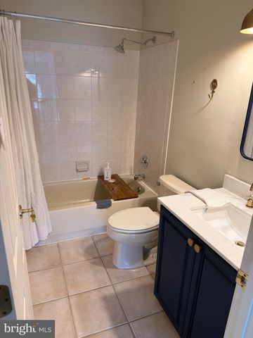 1241 CARNIGAN CT, Ambler, PA 19002