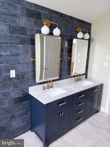 1241 CARNIGAN CT, Ambler, PA 19002