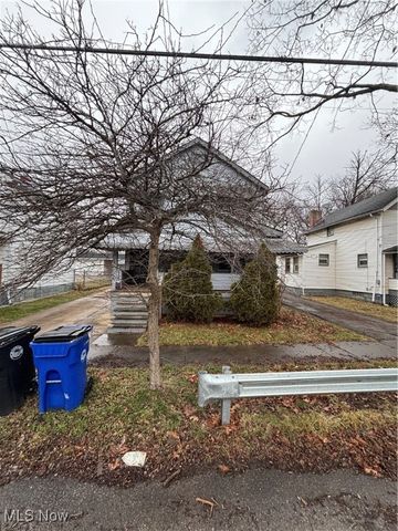 9535 Nelson Avenue, Cleveland, OH 44105