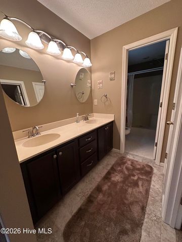 515 Fairway Drive W, Sunset Beach, NC 28468