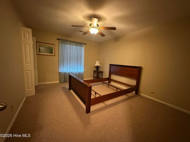 515 Fairway Drive W, Sunset Beach, NC 28468