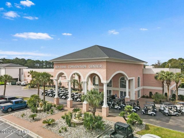515 Fairway Drive W, Sunset Beach, NC 28468