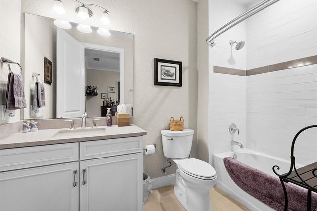 617 MISTIFLOWER CIRCLE, Nokomis, FL 34275