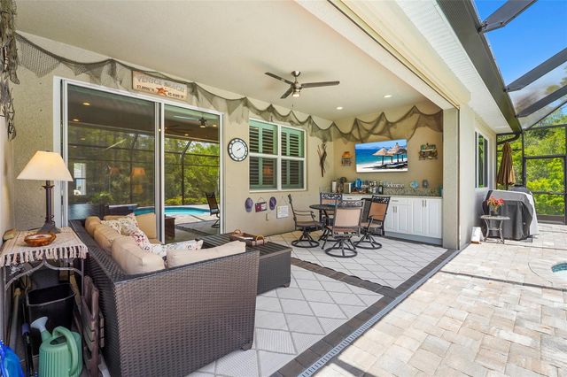 617 MISTIFLOWER CIRCLE, Nokomis, FL 34275