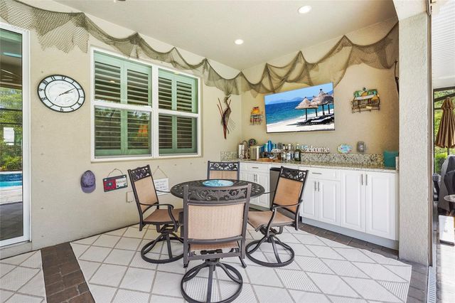 617 MISTIFLOWER CIRCLE, Nokomis, FL 34275