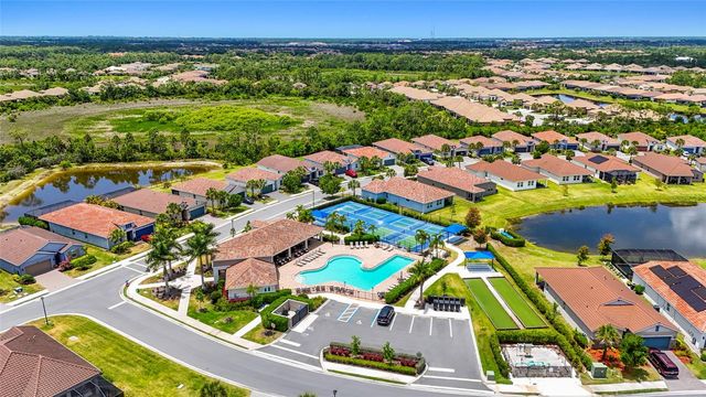 617 MISTIFLOWER CIRCLE, Nokomis, FL 34275