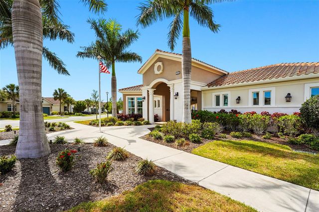 617 MISTIFLOWER CIRCLE, Nokomis, FL 34275