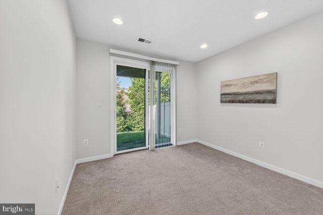 42348 ZENITH TER, Brambleton, VA 20148
