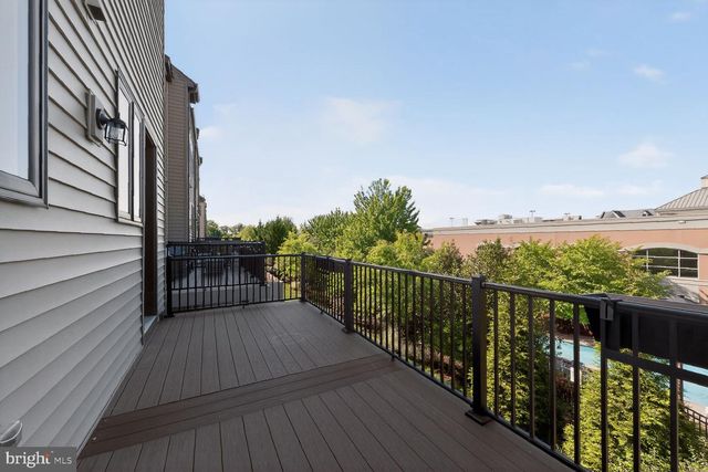 42348 ZENITH TER, Brambleton, VA 20148