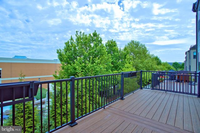 42348 ZENITH TER, Brambleton, VA 20148