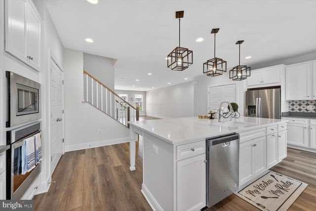 42348 ZENITH TER, Brambleton, VA 20148