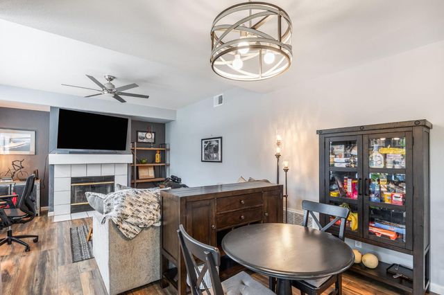 8526 Thornbury Dr, Antelope, CA 95843
