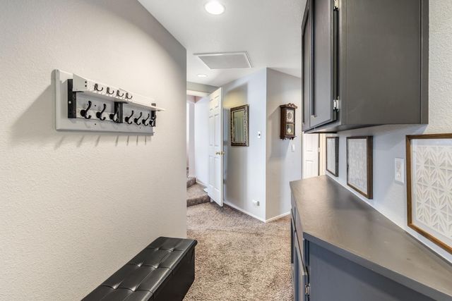 8526 Thornbury Dr, Antelope, CA 95843