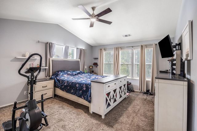8526 Thornbury Dr, Antelope, CA 95843