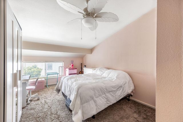 8526 Thornbury Dr, Antelope, CA 95843