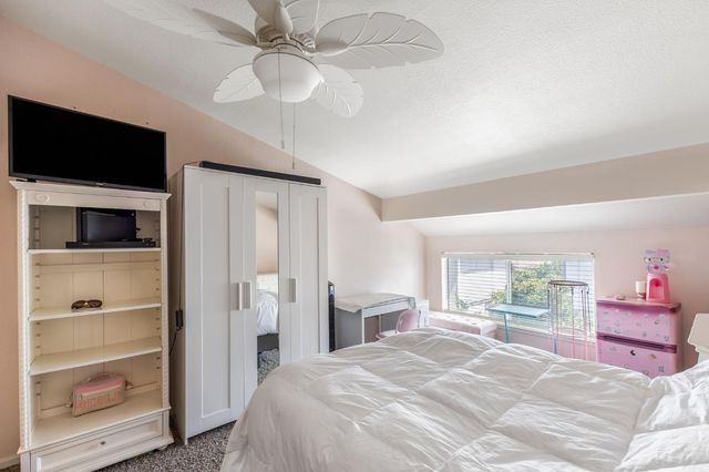8526 Thornbury Dr, Antelope, CA 95843