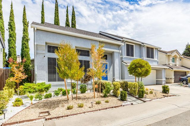 8526 Thornbury Dr, Antelope, CA 95843