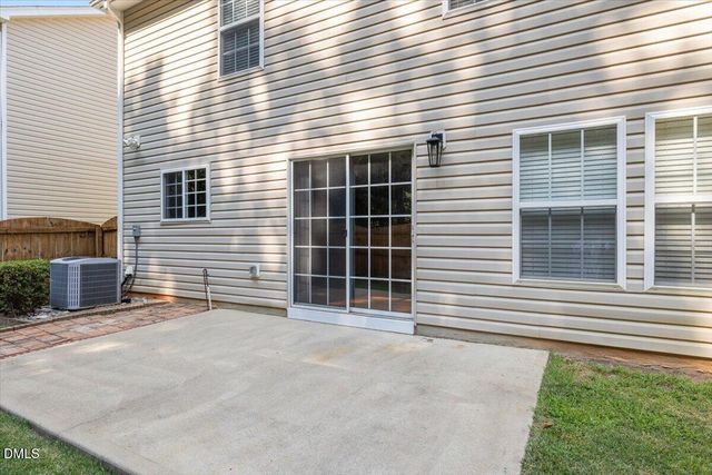 321 Apple Drupe Way, Holly Springs, NC 27540