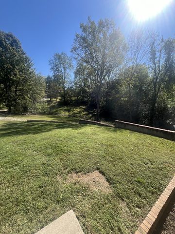 4532 Southside Rd, Southside, TN 37171