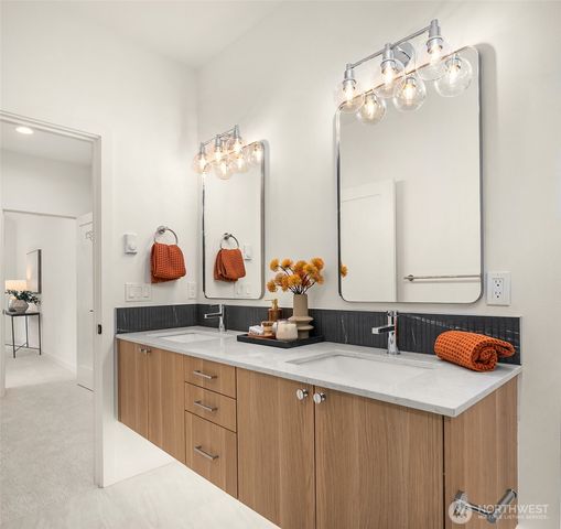 10835 11th Avenue NE, Seattle, WA 98125