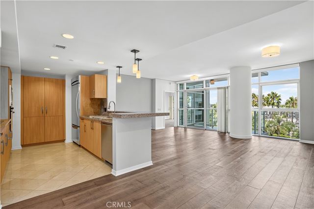 13650 Marina Pointe Drive 609, Marina Del Rey, CA 90292