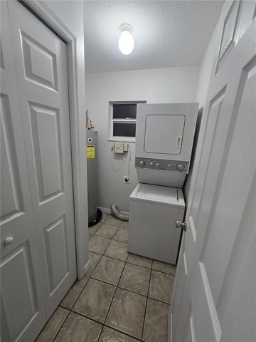 2412 W FIG STREET 2, Tampa, FL 33609