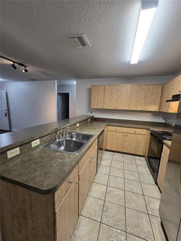 2412 W FIG STREET 2, Tampa, FL 33609