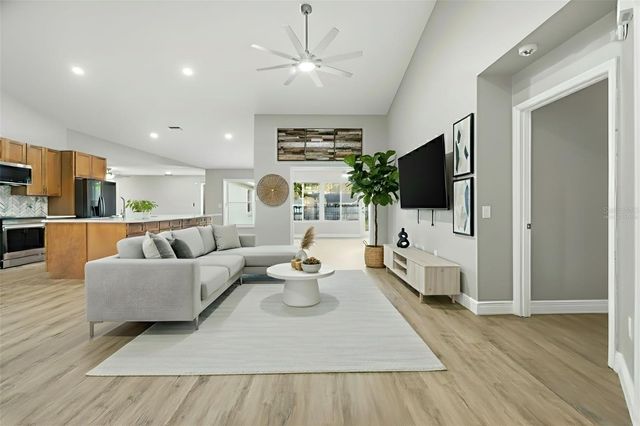 3307 SE 18TH COURT, Ocala, FL 34471