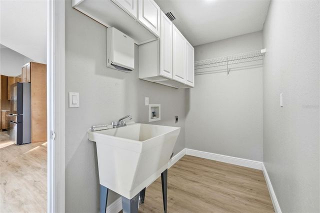 3307 SE 18TH COURT, Ocala, FL 34471