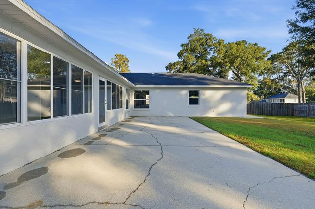 3307 SE 18TH COURT, Ocala, FL 34471