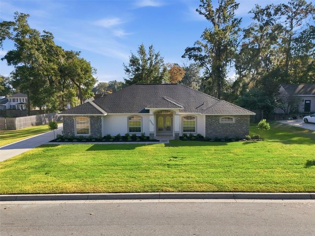 3307 SE 18TH COURT, Ocala, FL 34471