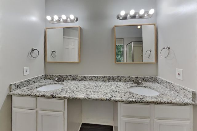 15907 Lausanne Drive, Houston, TX 77070