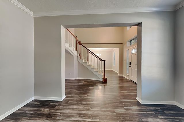 15907 Lausanne Drive, Houston, TX 77070