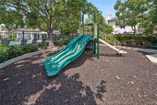 2712 Ashwood, Costa Mesa, CA 92626