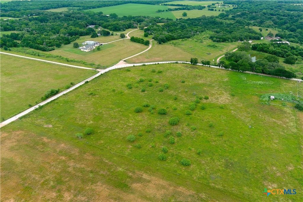 00 Lovers Lane, Lockhart, TX 78644
