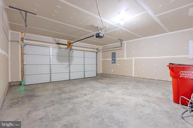 110 CHARING CROSS DR, Stephens City, VA 22655