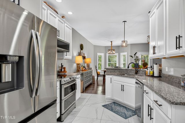 141 Queensgate, Bristol, TN 37620