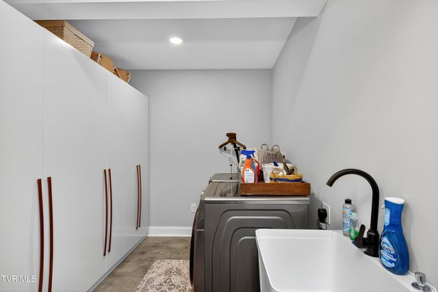 141 Queensgate, Bristol, TN 37620